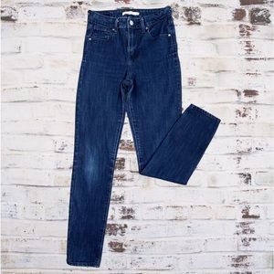 Levi’s 721 High Rise Skinny Jeans - Size 26